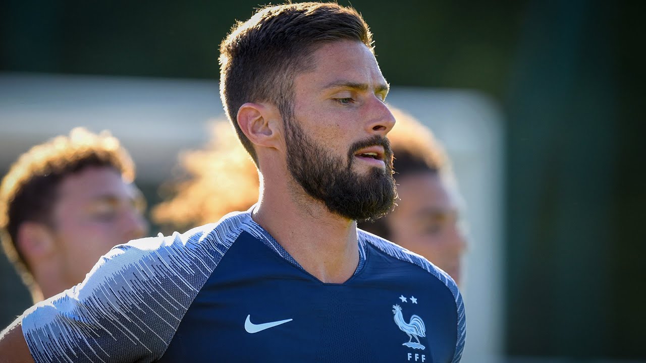 Giroud cần tìm bến đỗ mới để được chơi bóng